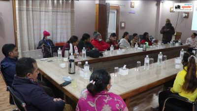 एच आई भि संक्रमित बाल बालिकाहरु लाई अझै पनी सहज तरिकाले स्कुलमा भर्ना लिदैनन
