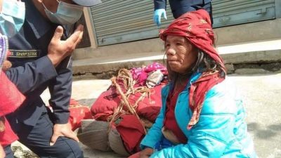 सडकमै बस्ने ,सडकमानै खाने  नुवाकोटका ७ जनाको उद्दार