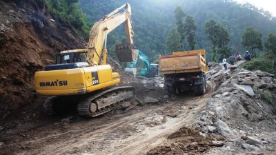 असार १ देखि भदौ मसान्तसम्म सडक खन्न नपाइने