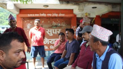 कानुन सबैलाई एउटै हुनु पर्दछ भन्दै लिखु ६ का वासिन्दाले गरे प्राधिकरण बिरुद्द आन्दोलन