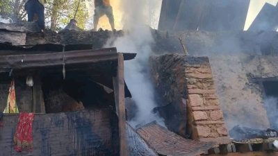 ककनी गाउँपालिका–१ मा आगलागी, दुई परिवार बेघर