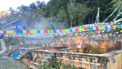 रसुवाको तातोपानीमा पुनः स्थिर रूपमा पानी बग्न थालेपछि स्थानीय उत्साहित