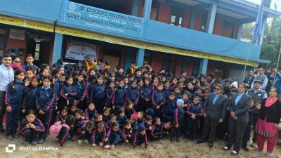 दियालो फाउन्डेसनद्वारा नुवाकोटमा न्यानो कपडा वितरण, ३५० विद्यार्थी लाभान्वित